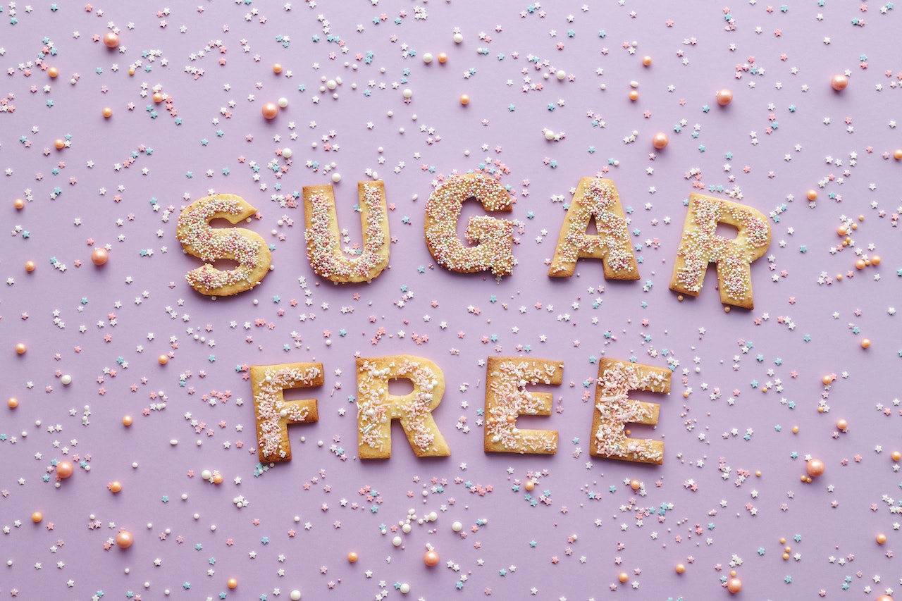 Dieta bez cukru – da się żyć bez słodyczy! Potrawy z wykluczeniem cukrów